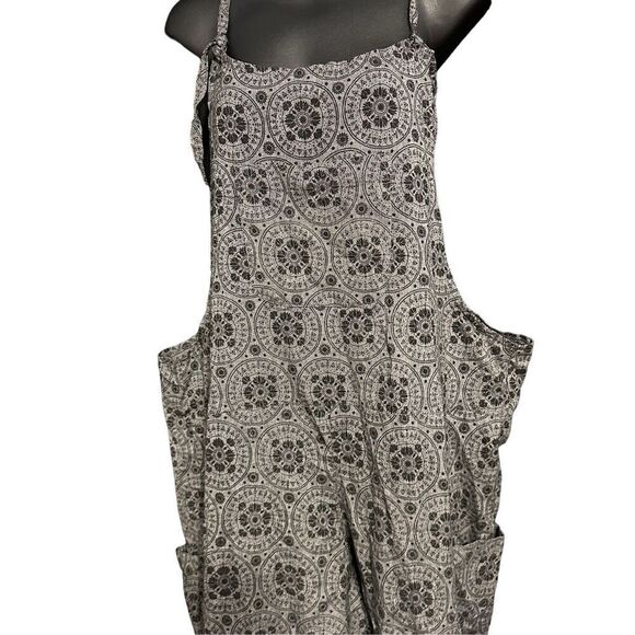 BEAUTIFUL Lakhays Boho Tie Overalls Linen-Like Medallion Wide Leg Lagenlook Ankl - Picture 2 of 9